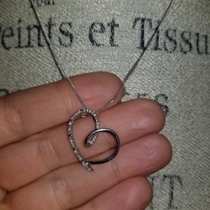 Heart diamond necklace